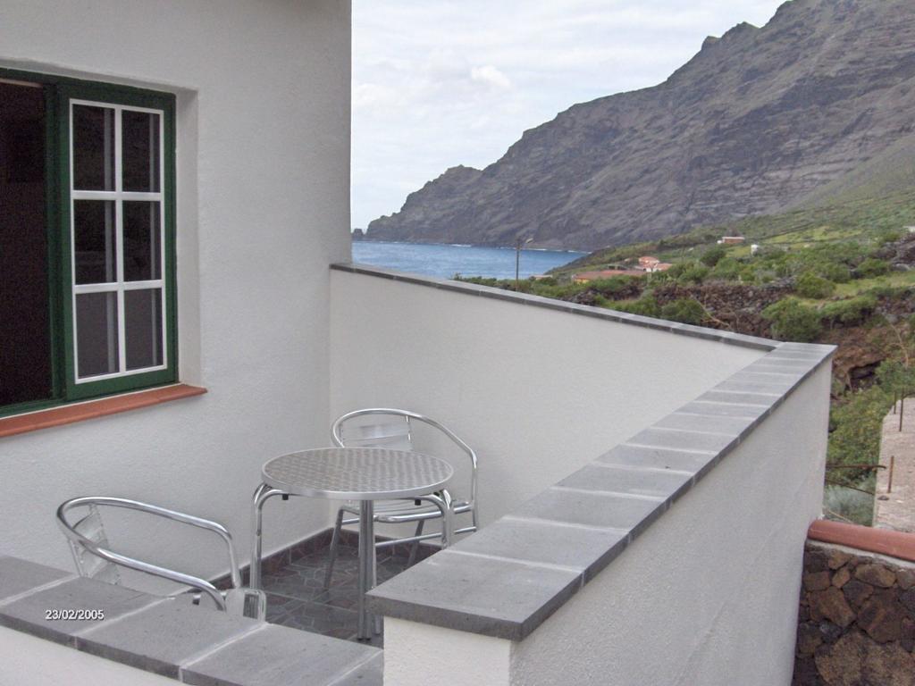 Apartamentos Las Casitas Frontera Exterior photo