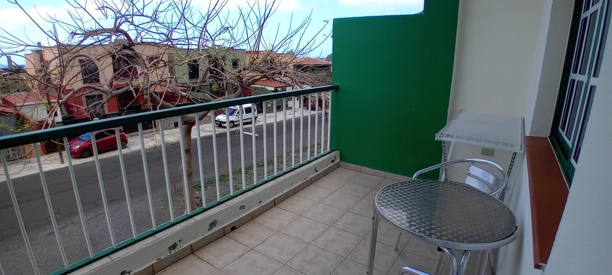 Apartamentos Las Casitas Frontera Exterior photo