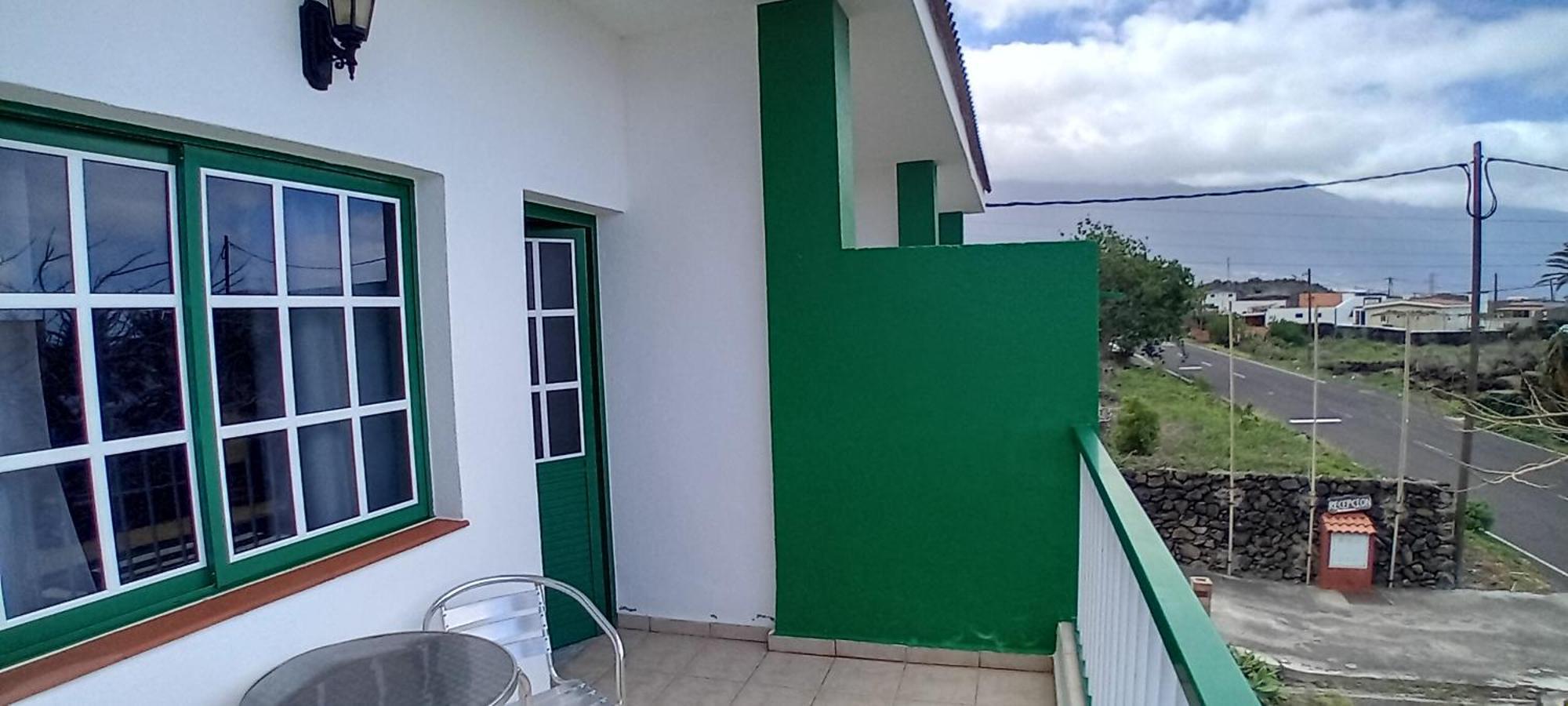 Apartamentos Las Casitas Frontera Exterior photo
