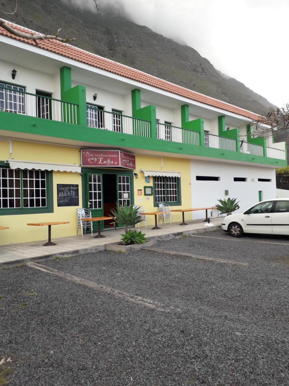 Apartamentos Las Casitas Frontera Exterior photo